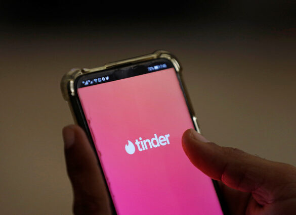 POLITICS: Lawsuit against Tinder alleges pricing discrimination against over 30 men