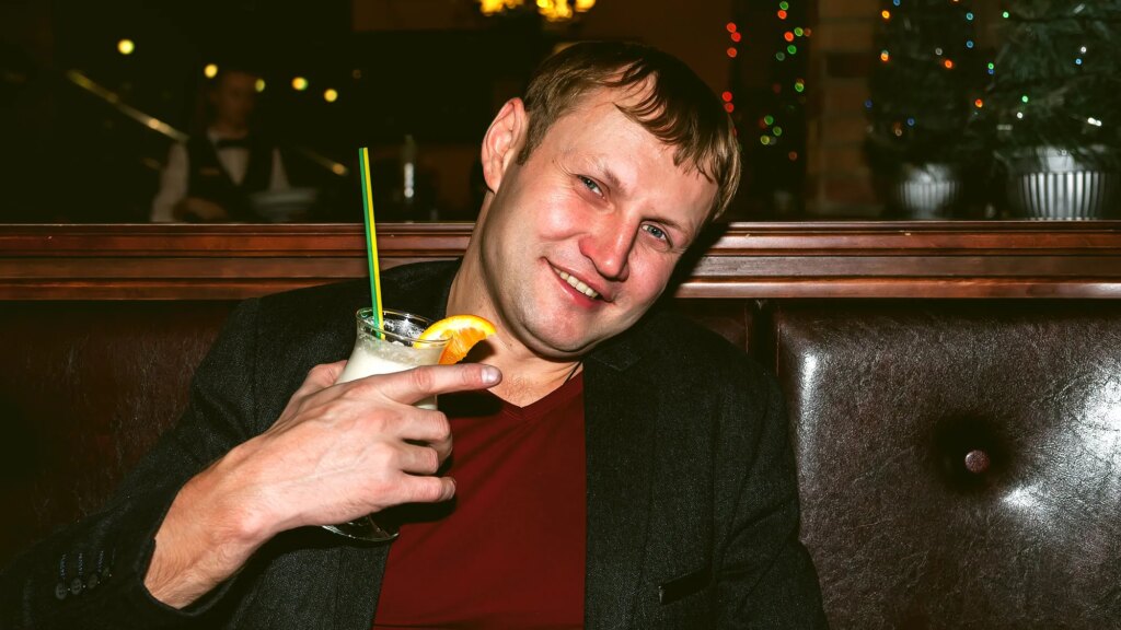 SATIRE NEWS: Boyfriend Barely Alcoholic As Far As Boyfriends Go