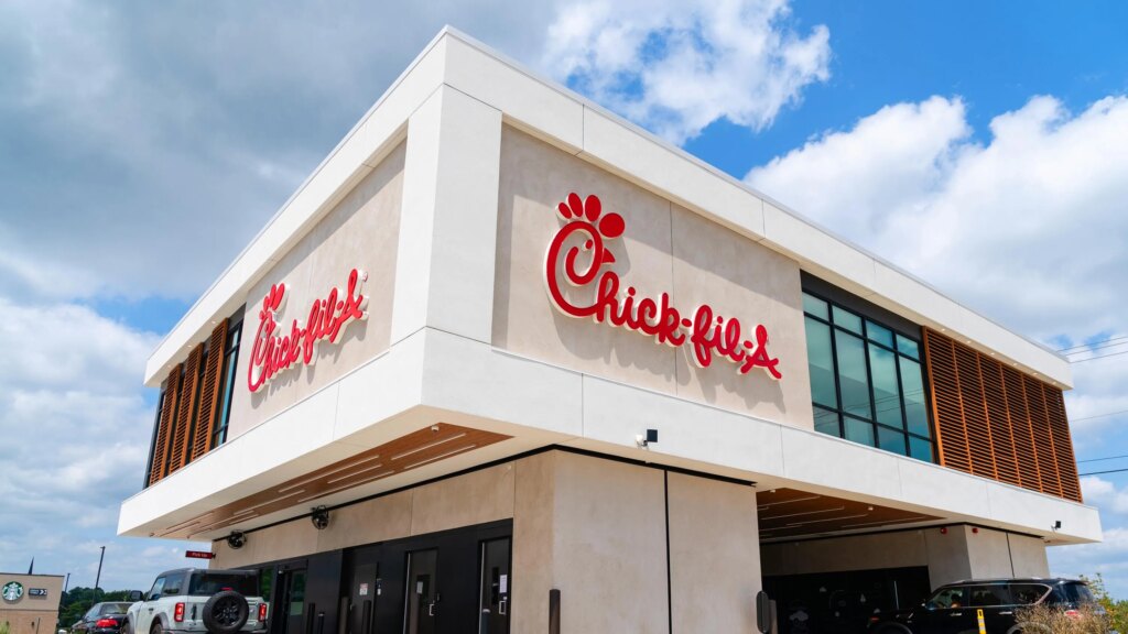 SATIRE NEWS: Chick Fil A Announces Two Halves Of Buns Must Be