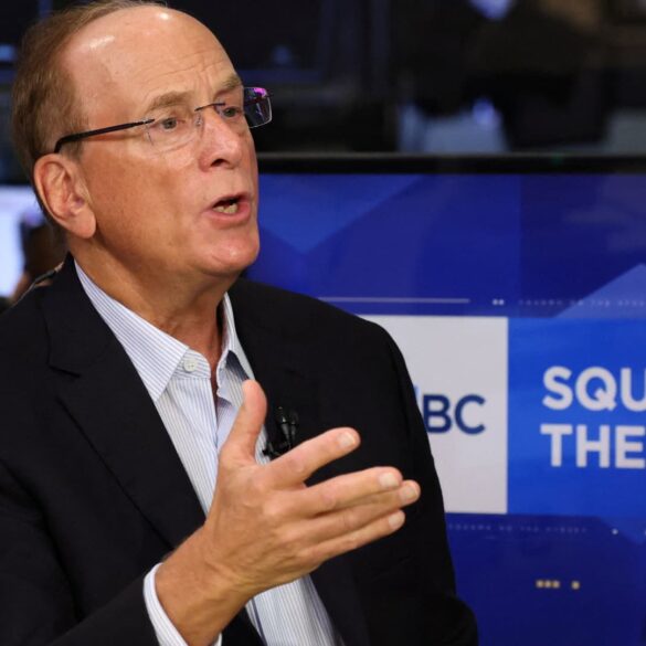 STOCK MARKET: BlackRock’s Larry Fink warns against trying to time