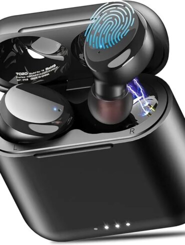 Travel & Lifestyle: This 4 In 1 Apple Charger And Nightlight Is