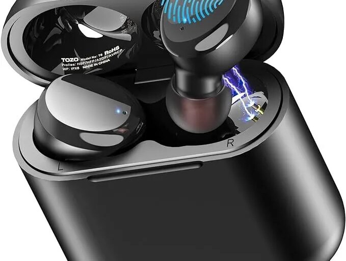 Travel & Lifestyle: This 4 In 1 Apple Charger And Nightlight Is